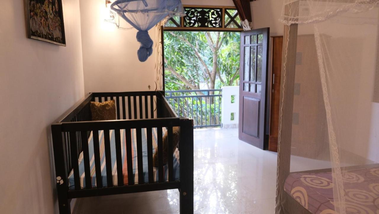 Villa Hilltop By Yehansa With Unlimited Fiber Wifi ヒッカドゥワ エクステリア 写真
