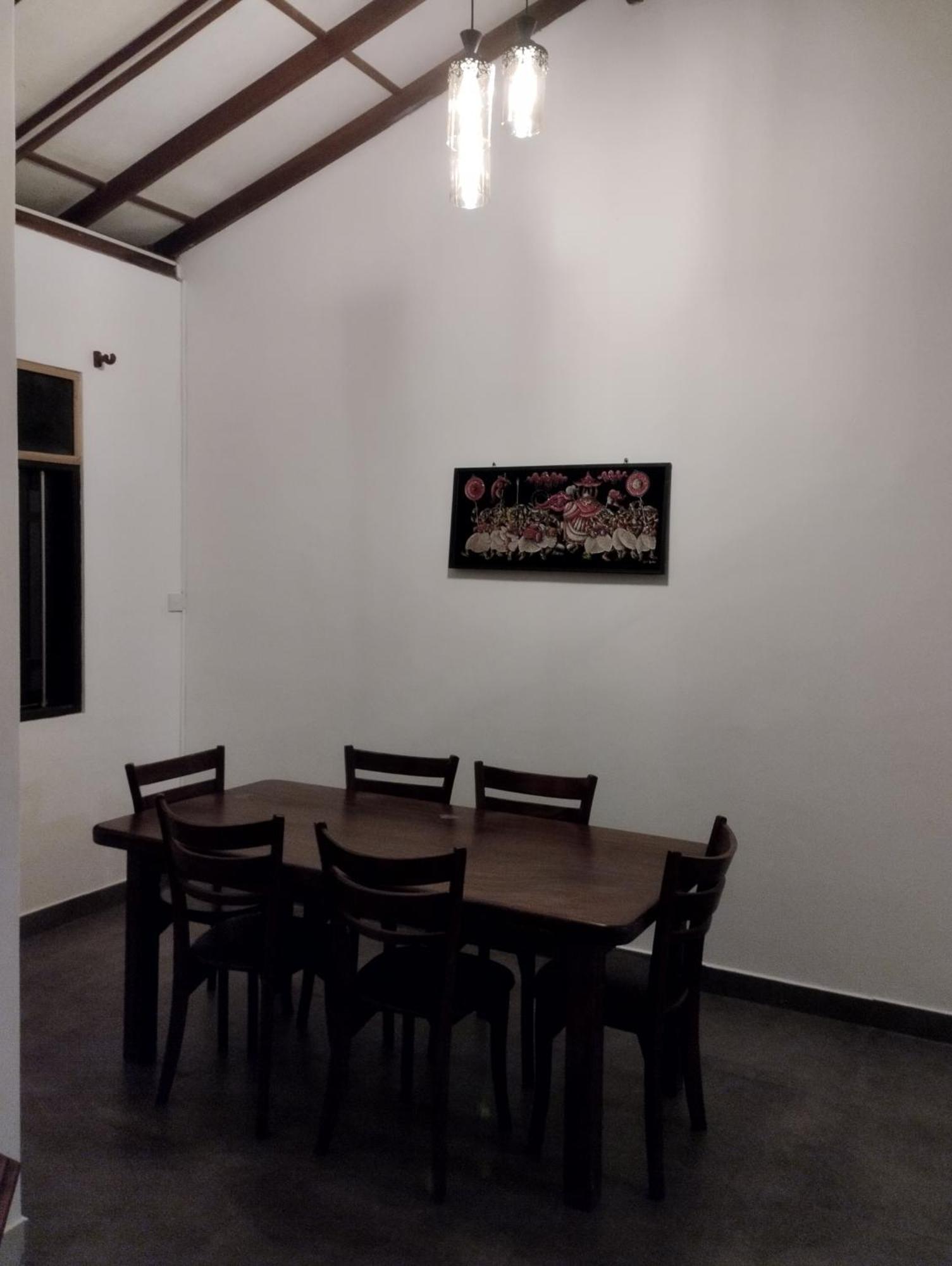 Villa Hilltop By Yehansa With Unlimited Fiber Wifi ヒッカドゥワ エクステリア 写真